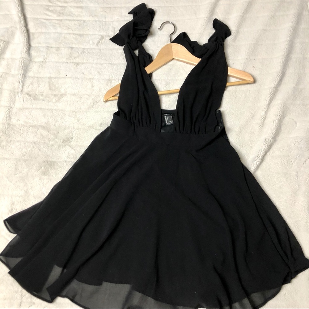 Forever 21 | Black Marylin Monroe Dress